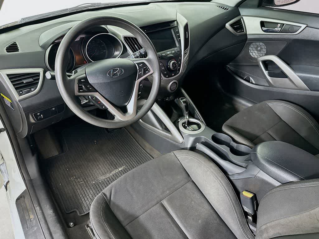 Thumbnail: 2015 Hyundai Veloster - 2