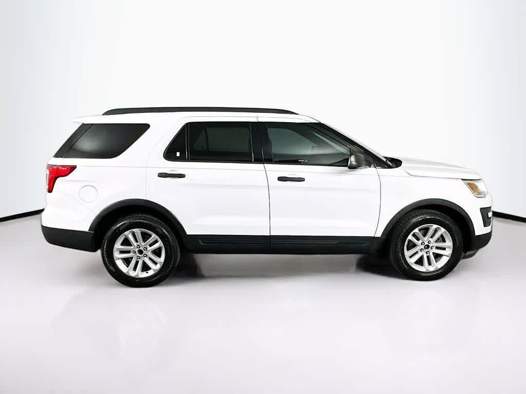 Thumbnail: 2017 Ford Explorer - 25