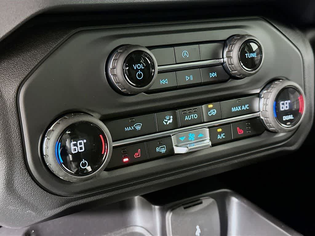 Thumbnail: 2025 Ford Bronco - 18