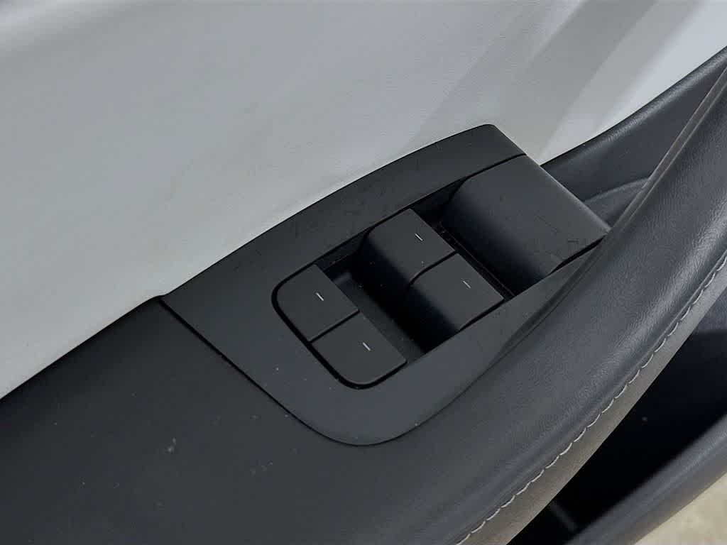 Thumbnail: 2021 Tesla Model 3 - 28
