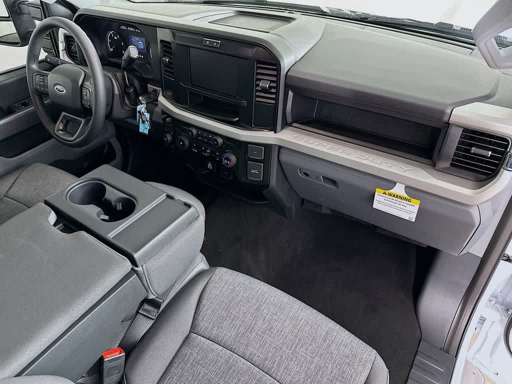 Thumbnail: 2026 Ford F-250 - 31