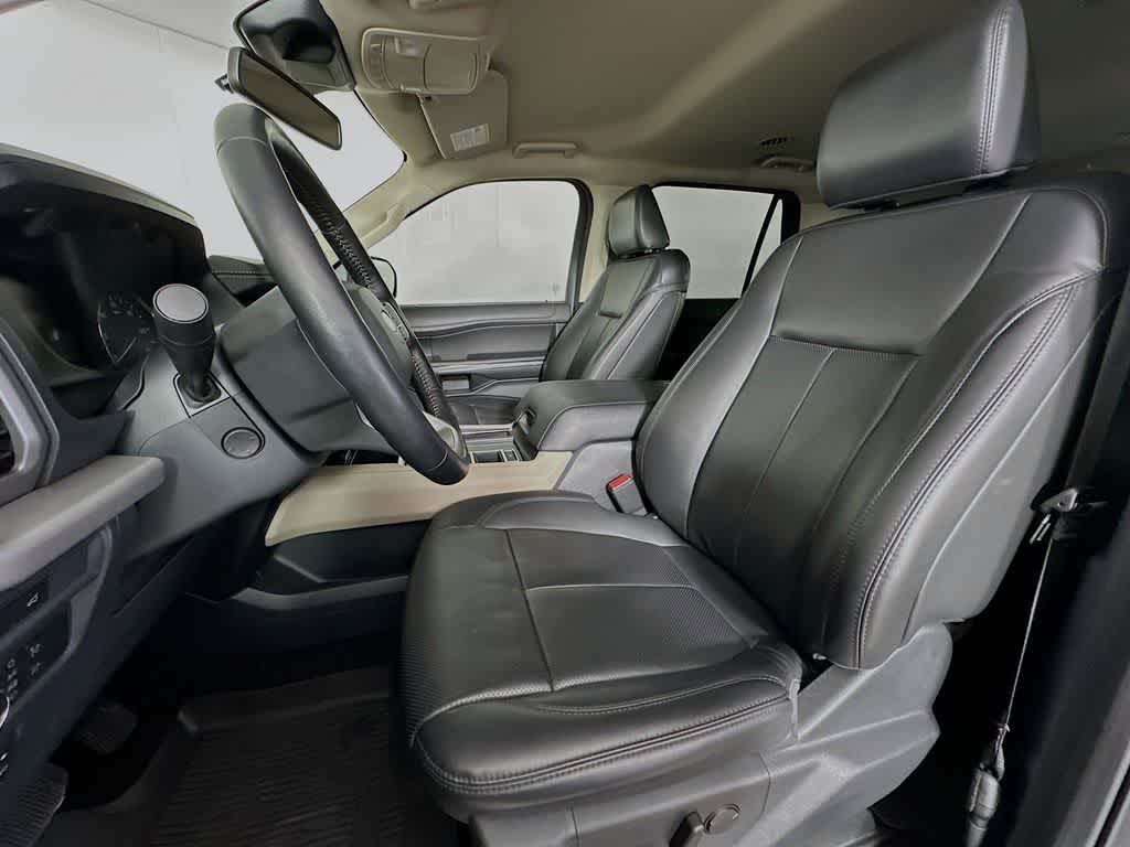 Thumbnail: 2022 Ford Expedition - 11