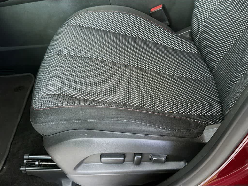 Thumbnail: 2016 Chevrolet Equinox - 26