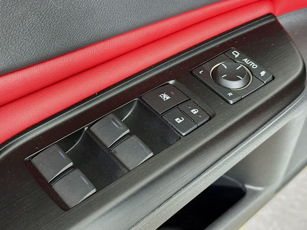 Thumbnail: 2020 Lexus ES - 28