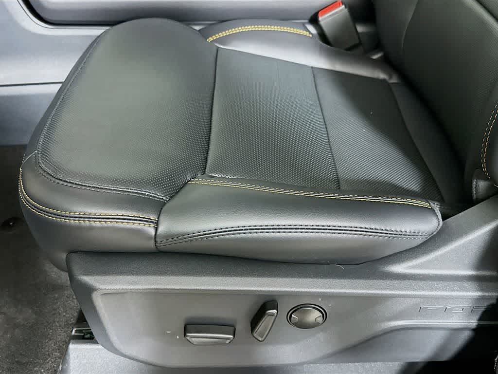 Thumbnail: 2026 Ford Expedition - 32