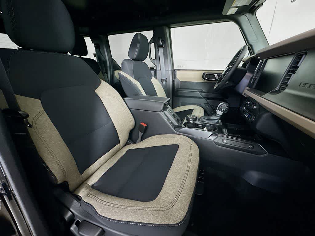 Thumbnail: 2025 Ford Bronco - 15