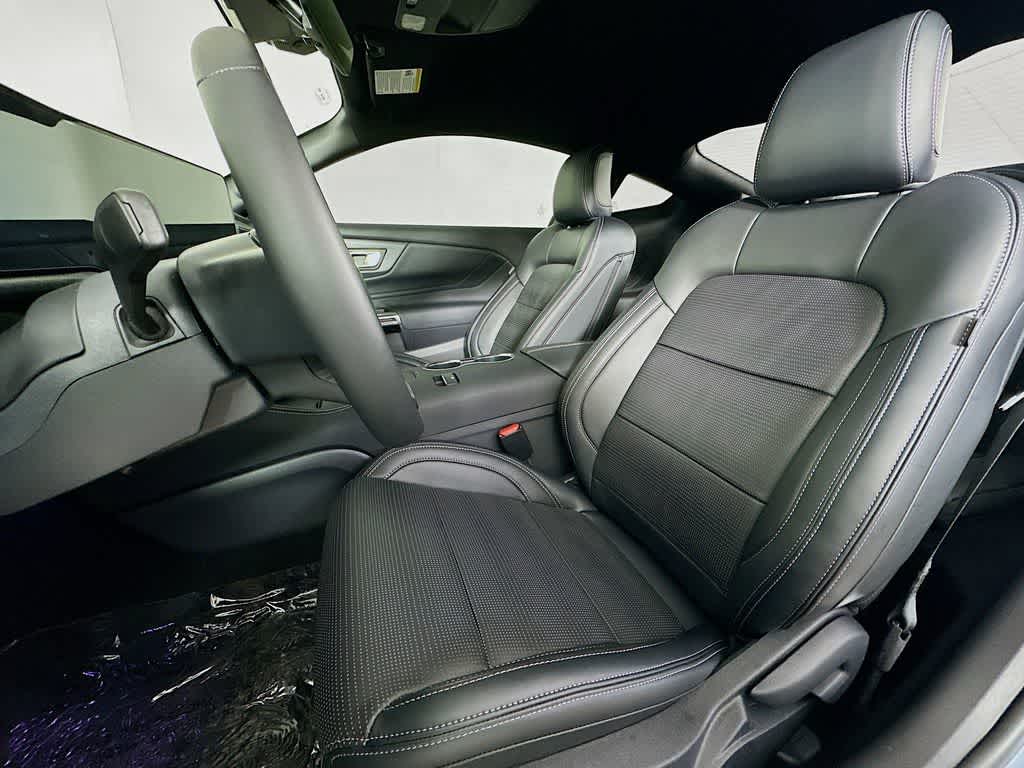 Thumbnail: 2026 Ford Mustang - 11