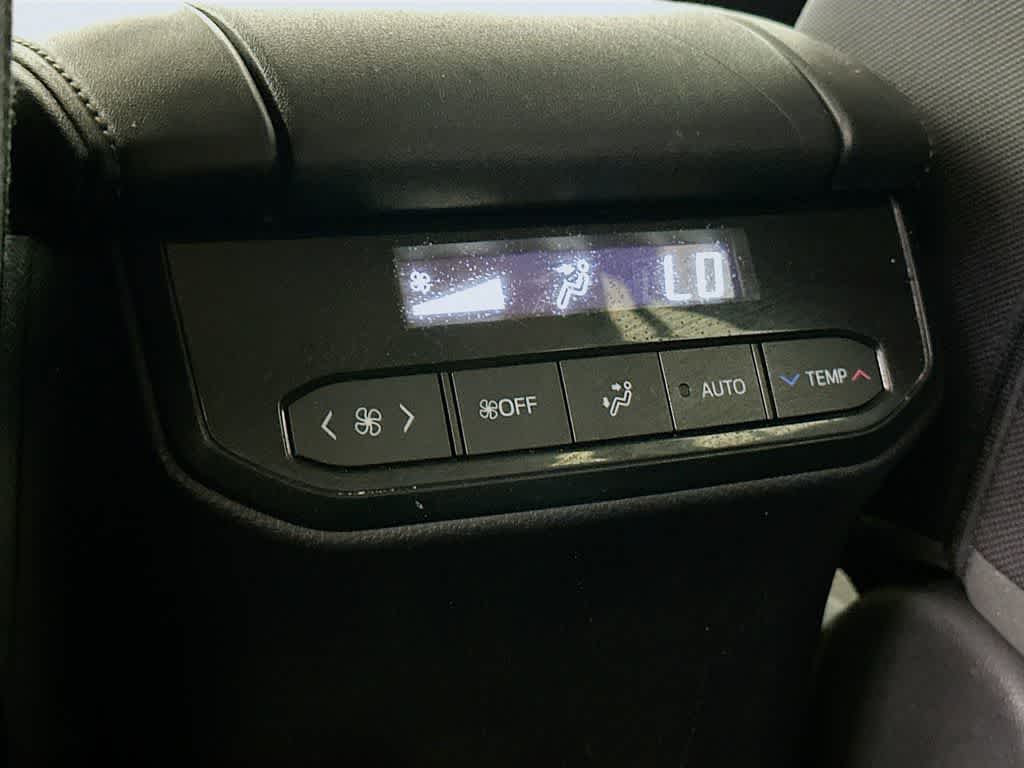 Thumbnail: 2020 Toyota Highlander - 12