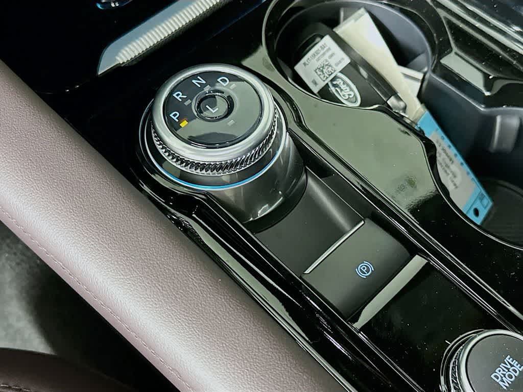 Thumbnail: 2025 Ford Explorer - 18