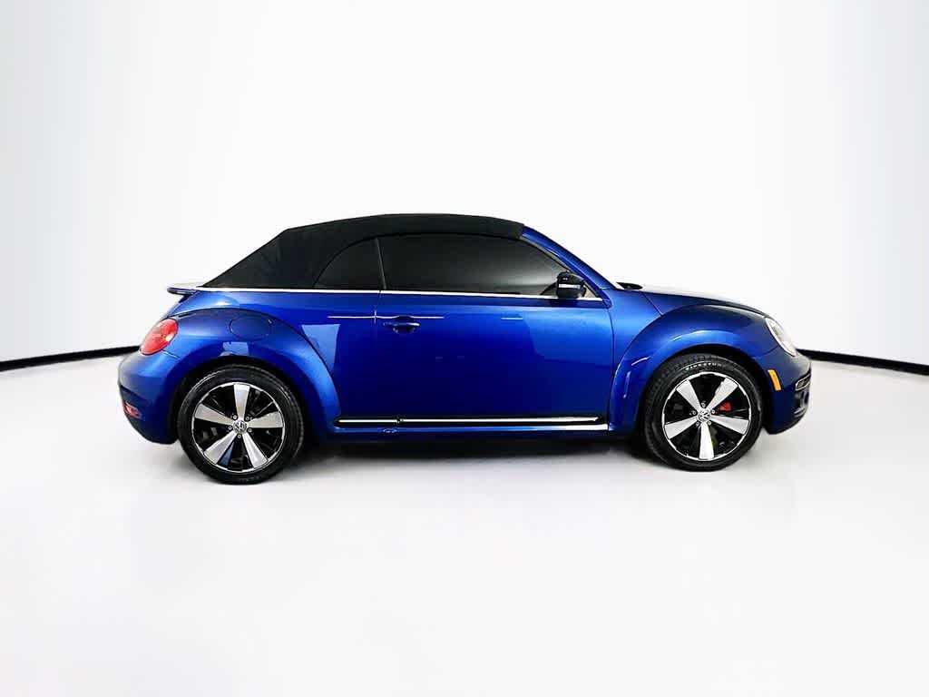 Thumbnail: 2013 Volkswagen Beetle - 25