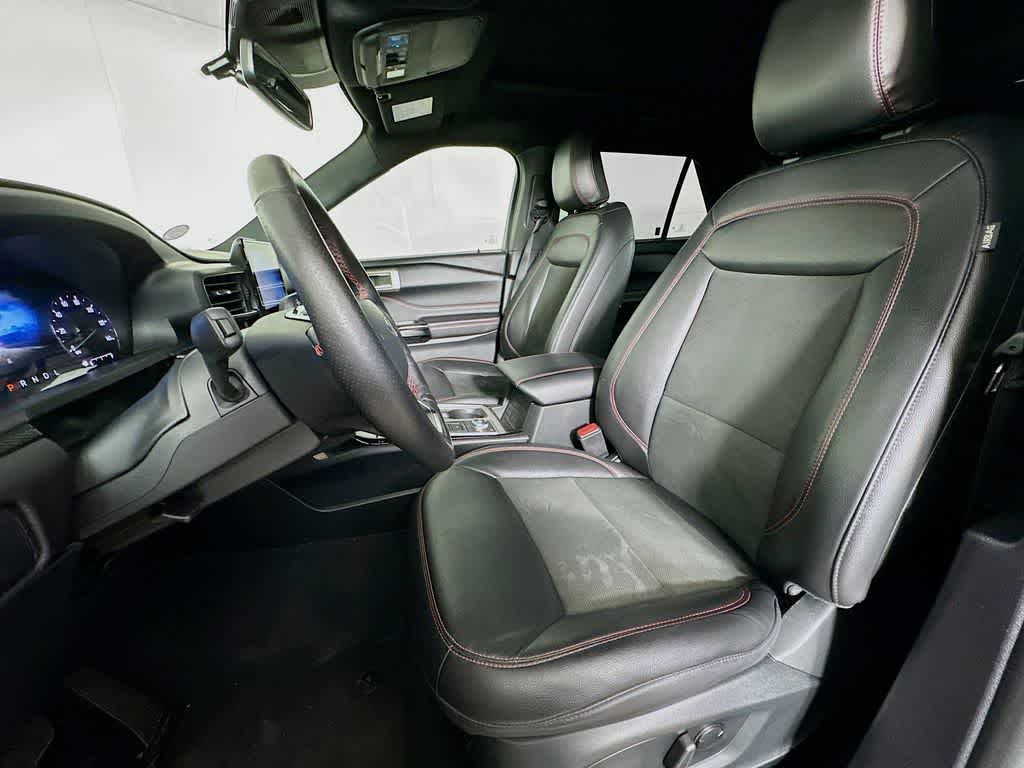 Thumbnail: 2022 Ford Explorer - 12