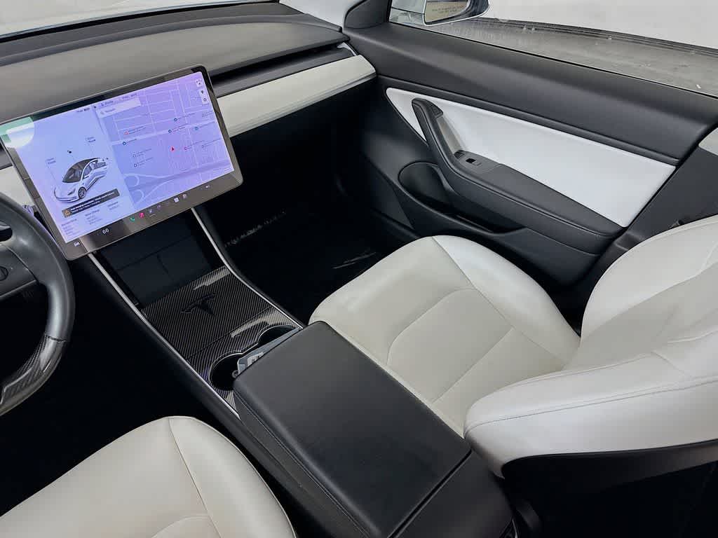 Thumbnail: 2020 Tesla Model 3 - 10