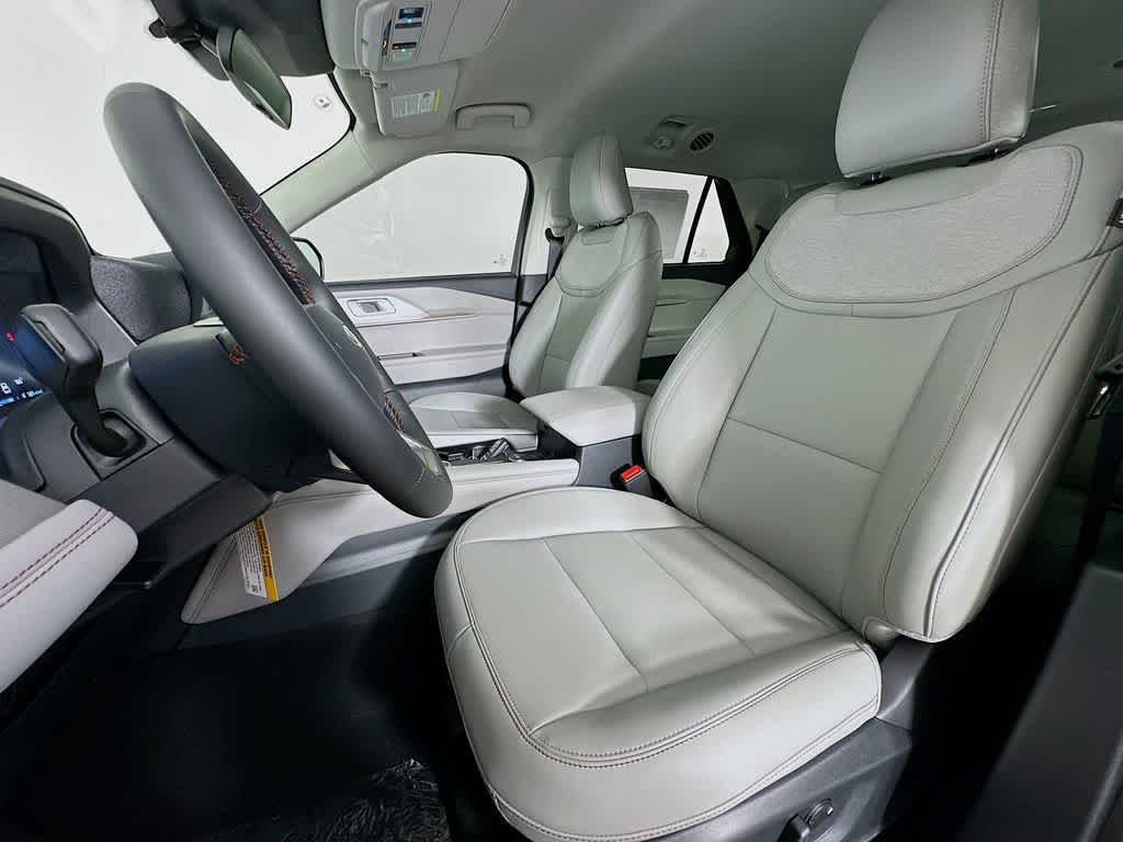 Thumbnail: 2025 Ford Explorer - 12