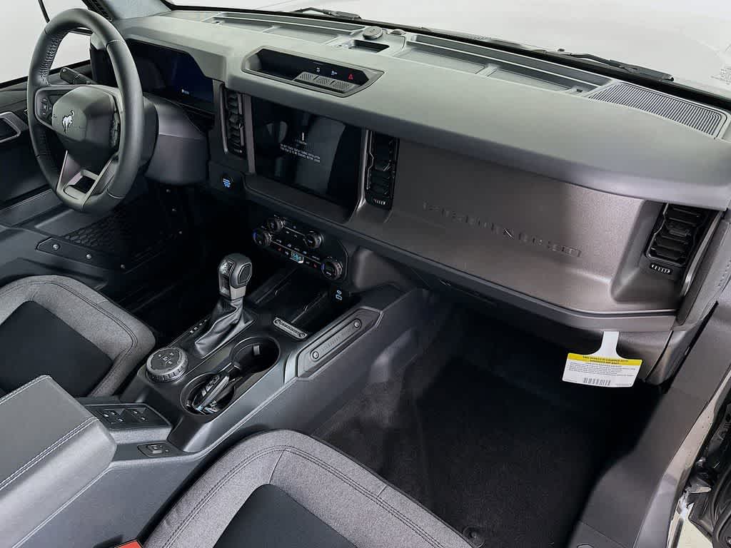 Thumbnail: 2025 Ford Bronco - 32