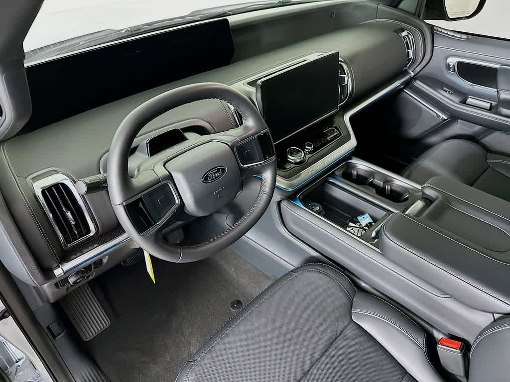 Thumbnail: 2026 Ford Expedition - 2