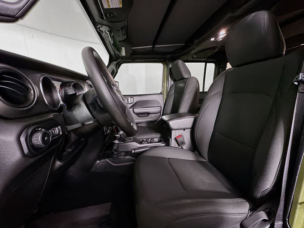 Thumbnail: 2021 Jeep Wrangler - 12