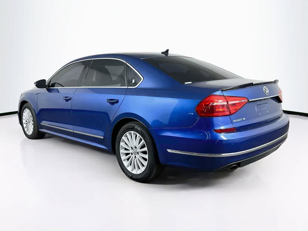Thumbnail: 2016 Volkswagen Passat - 4
