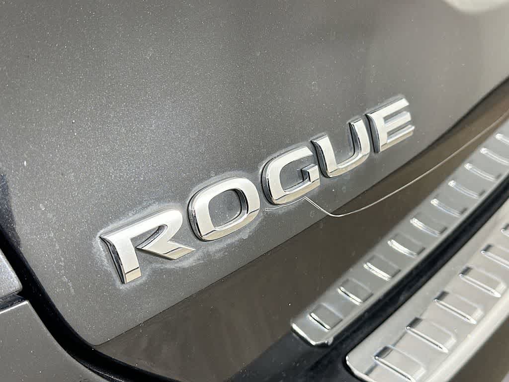 Thumbnail: 2016 Nissan Rogue - 7