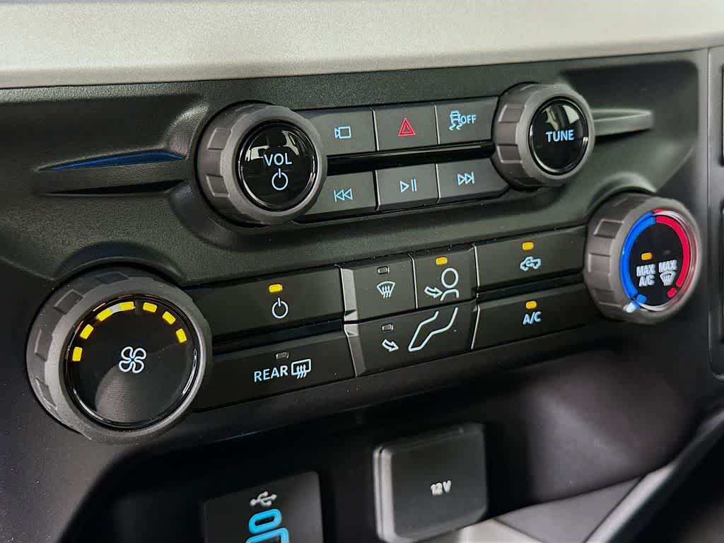 Thumbnail: 2025 Ford F-350 - 17