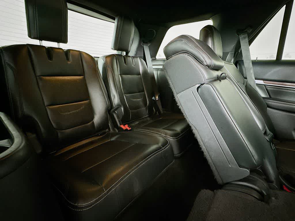 Thumbnail: 2016 Ford Explorer - 34
