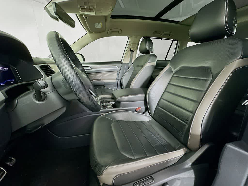 Thumbnail: 2022 Volkswagen Atlas - 12