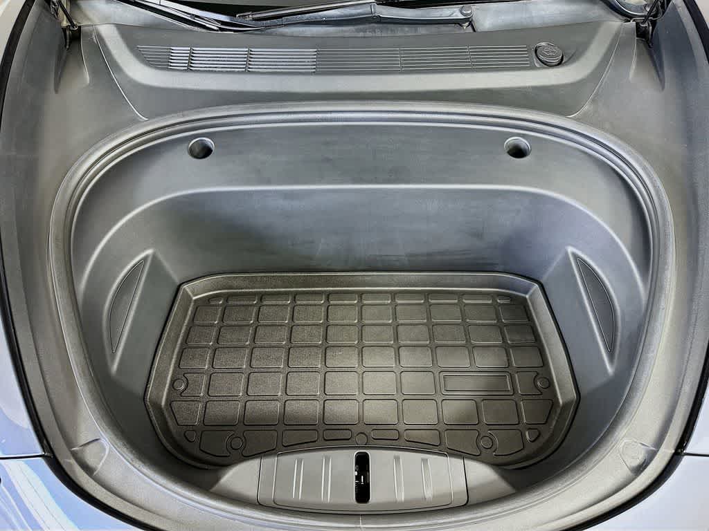 Thumbnail: 2022 Tesla Model 3 - 8