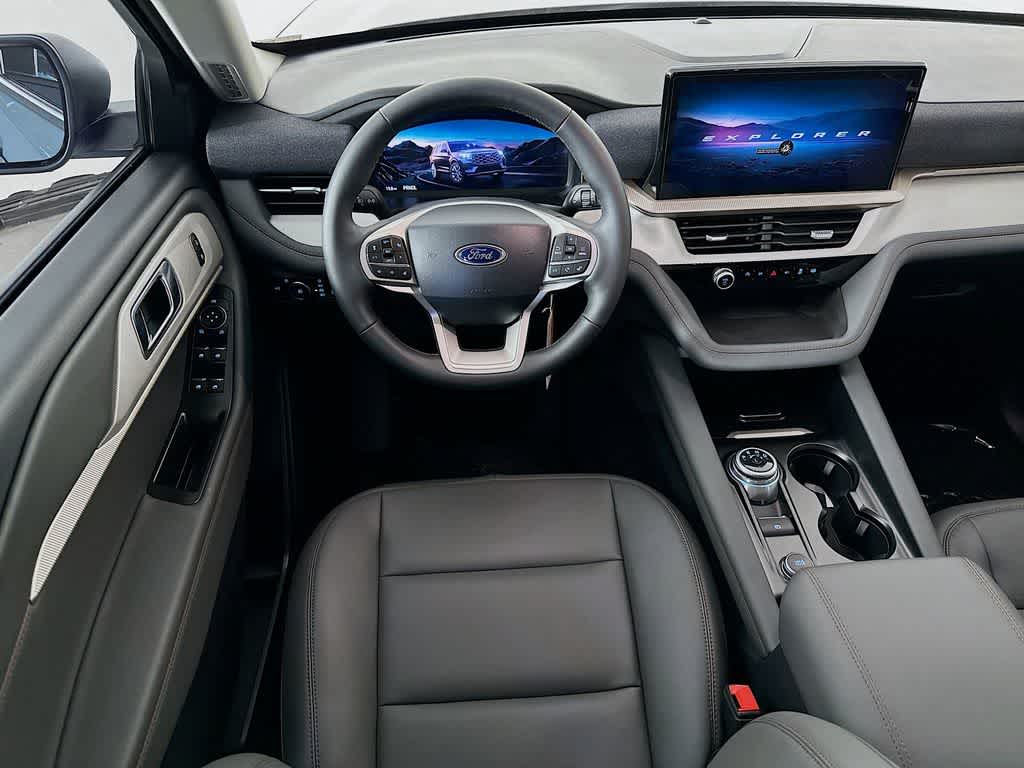 Thumbnail: 2025 Ford Explorer - 10