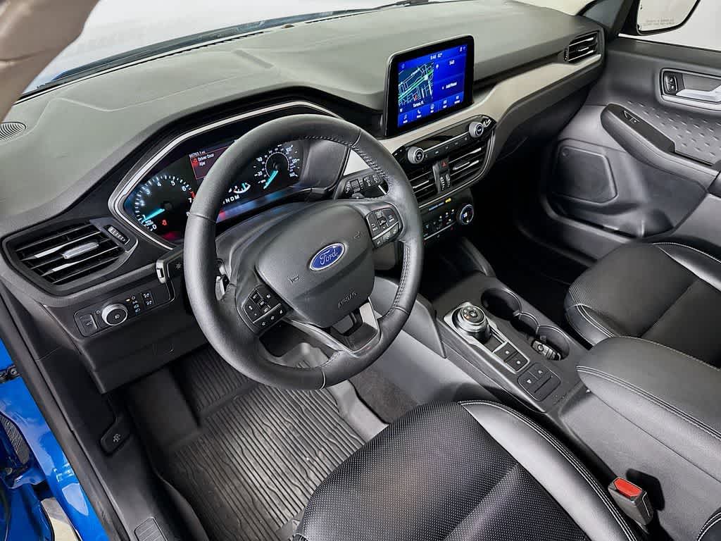 Thumbnail: 2020 Ford Escape - 2