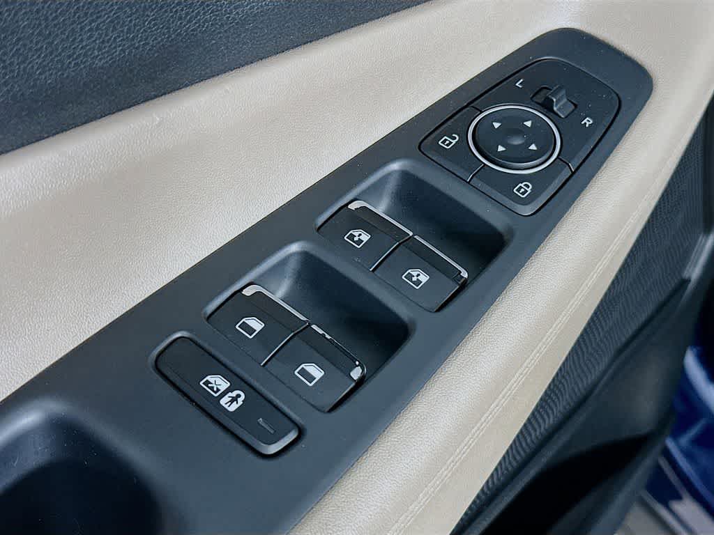 Thumbnail: 2023 Hyundai Santa Fe - 29