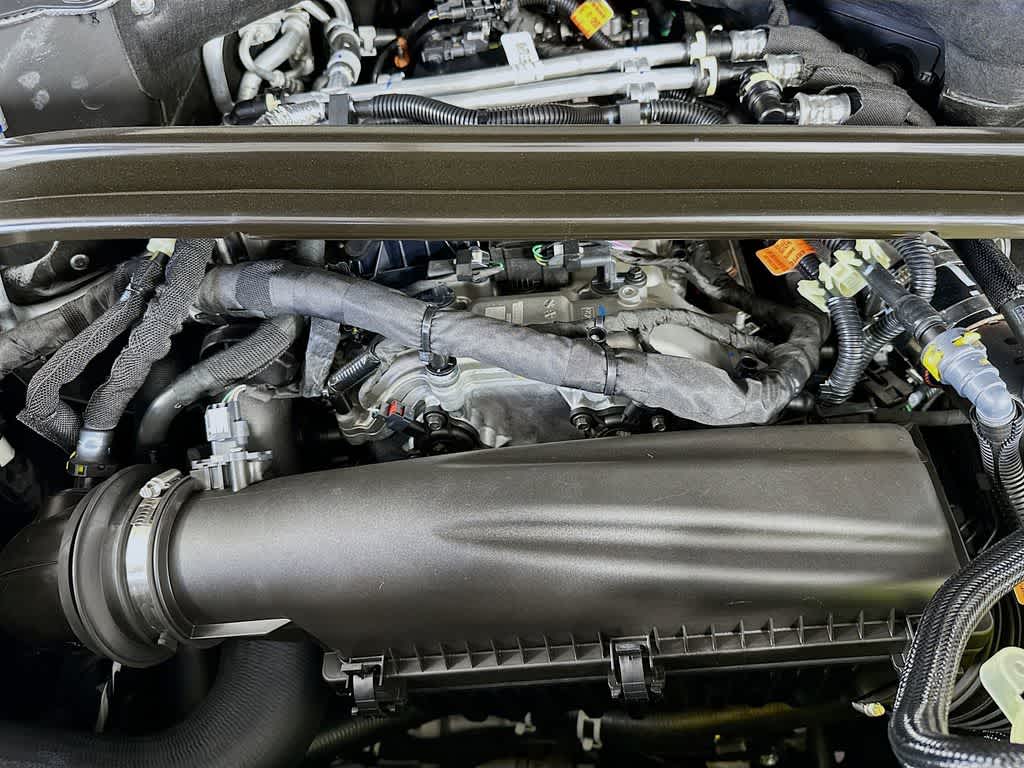 Thumbnail: 2025 Ford Explorer - 9