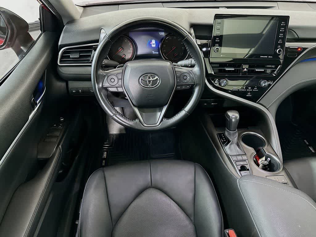 Thumbnail: 2021 Toyota Camry - 10