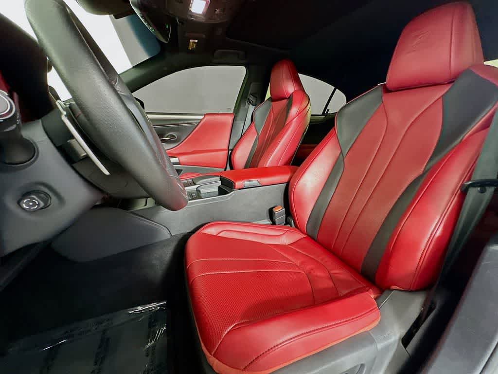 Thumbnail: 2020 Lexus ES - 12