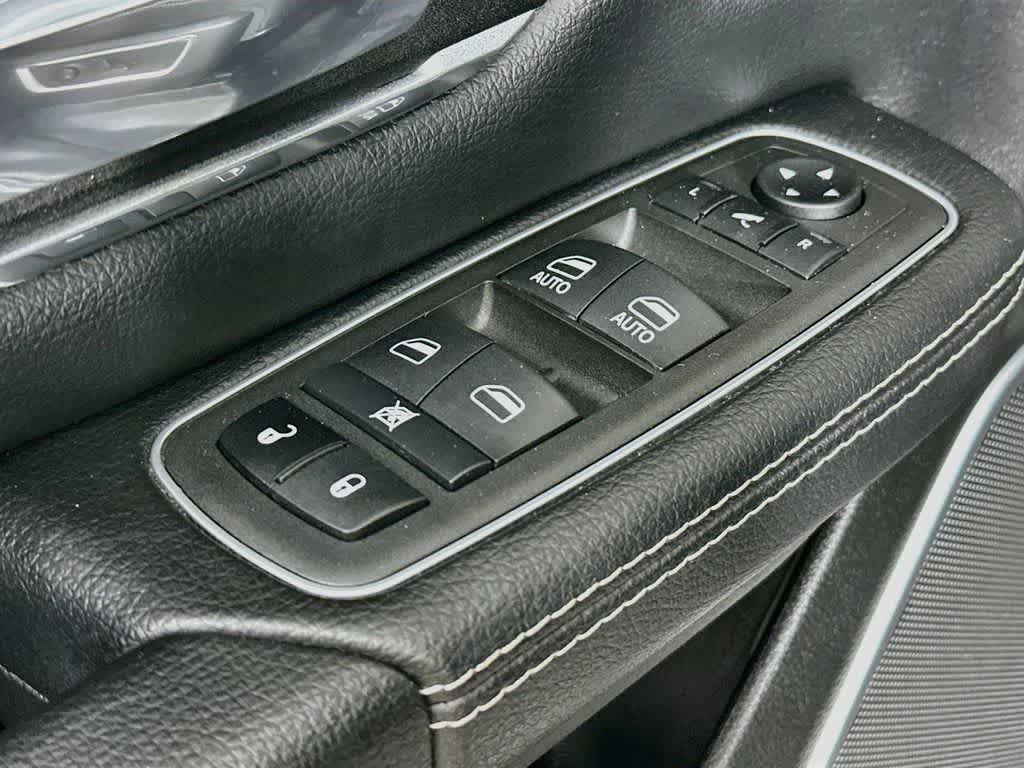 Thumbnail: 2022 RAM 1500 - 28