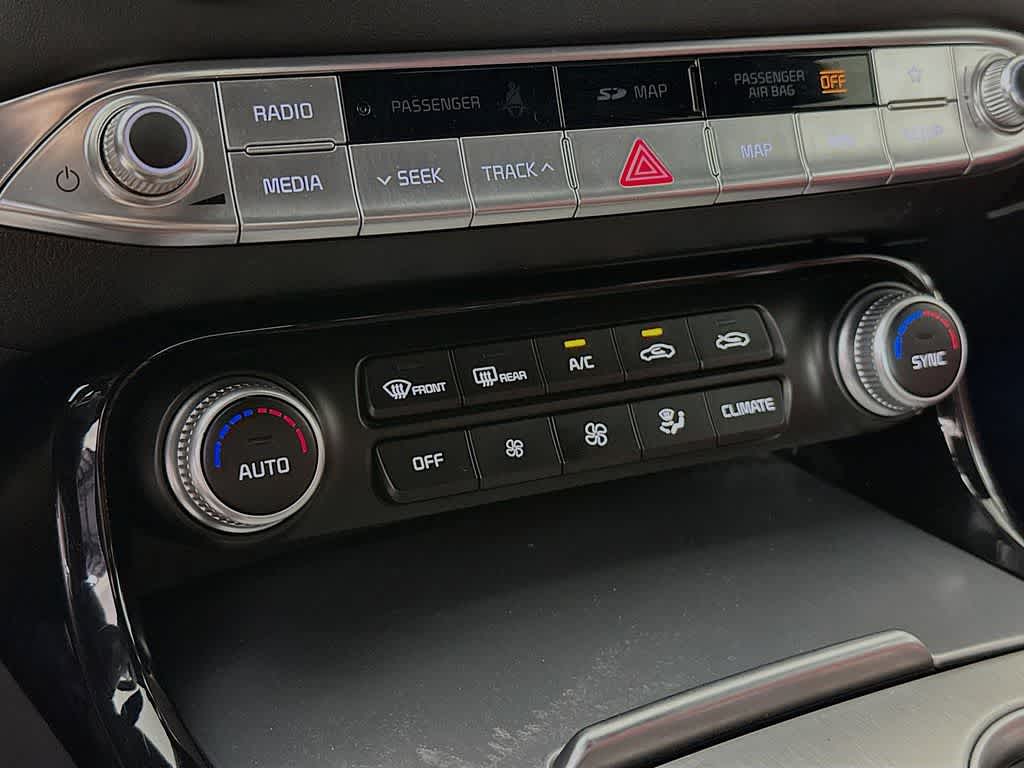 Thumbnail: 2019 Kia Stinger - 18
