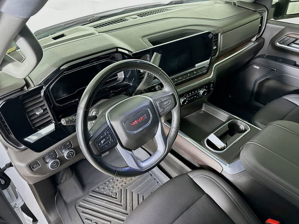 Thumbnail: 2024 GMC Sierra 2500 - 2