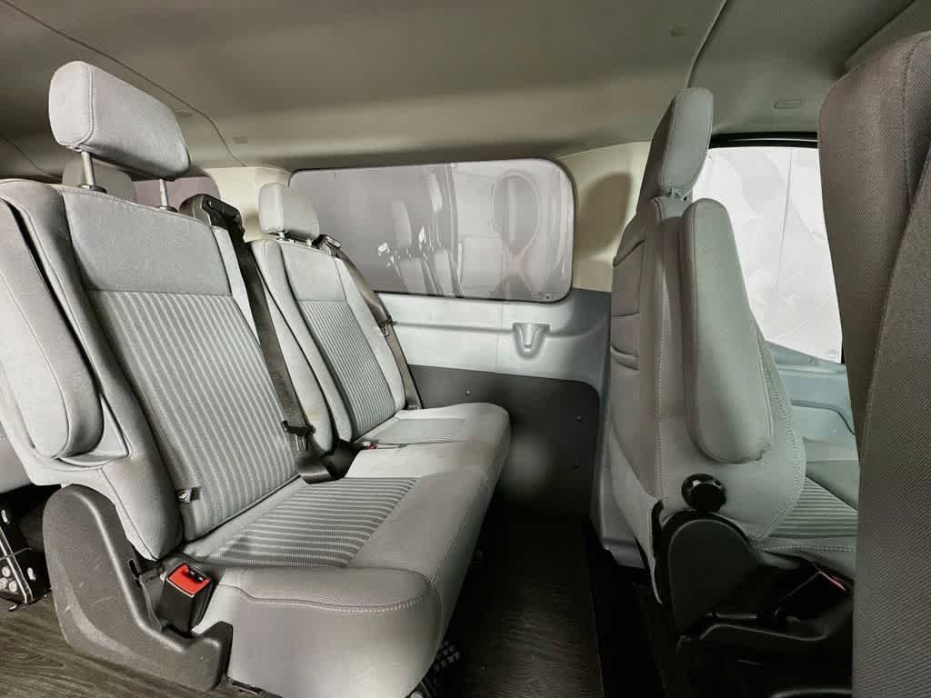 Thumbnail: 2017 Ford Transit Series - 31