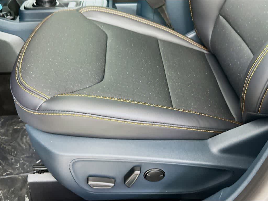 Thumbnail: 2025 Ford Maverick - 31