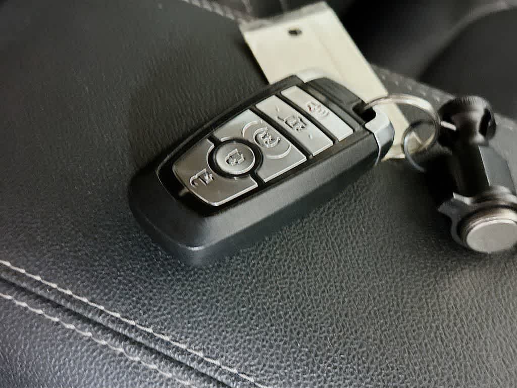 Thumbnail: 2020 Ford Escape - 21