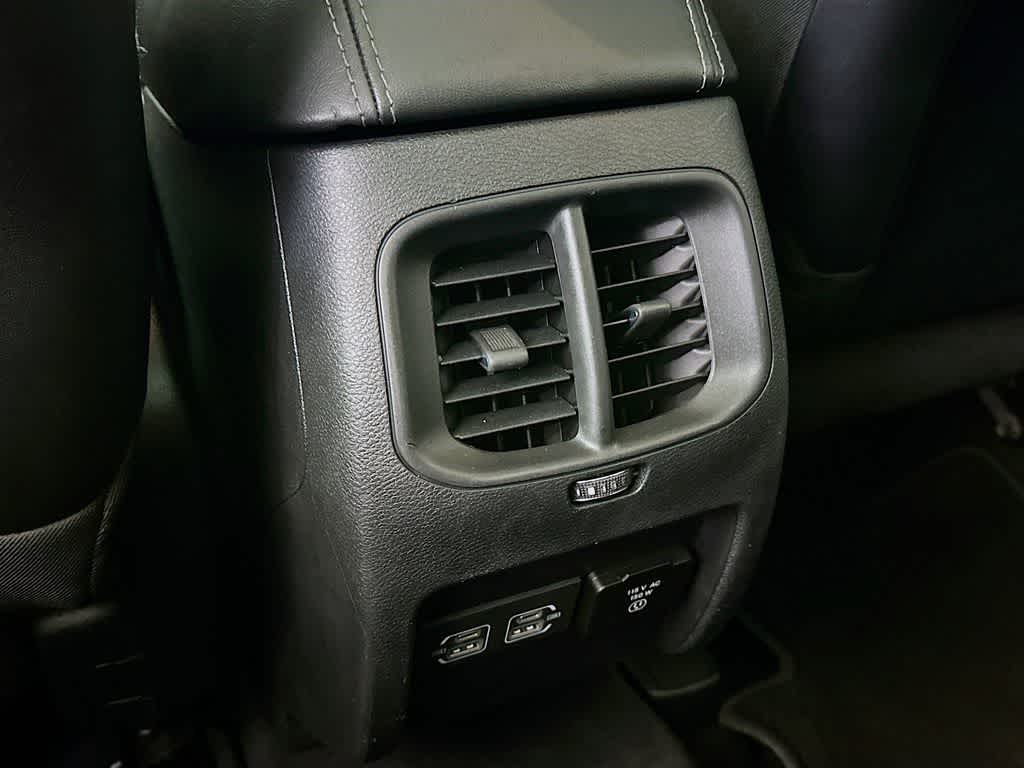 Thumbnail: 2022 Jeep Cherokee - 13