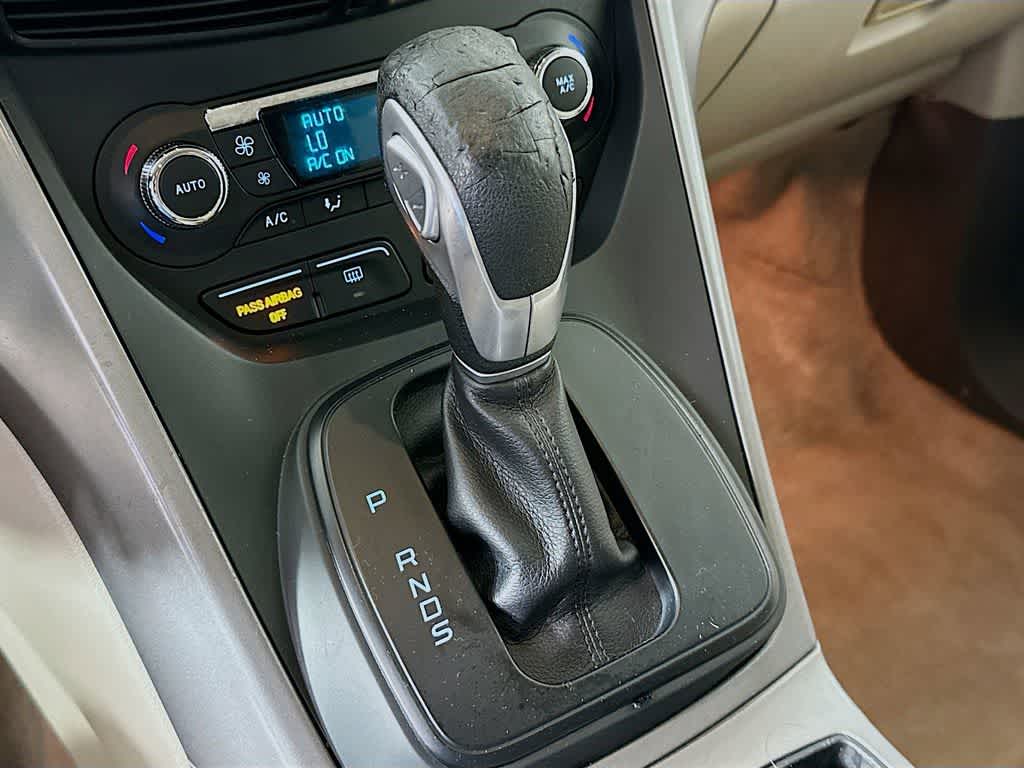 Thumbnail: 2015 Ford Escape - 19