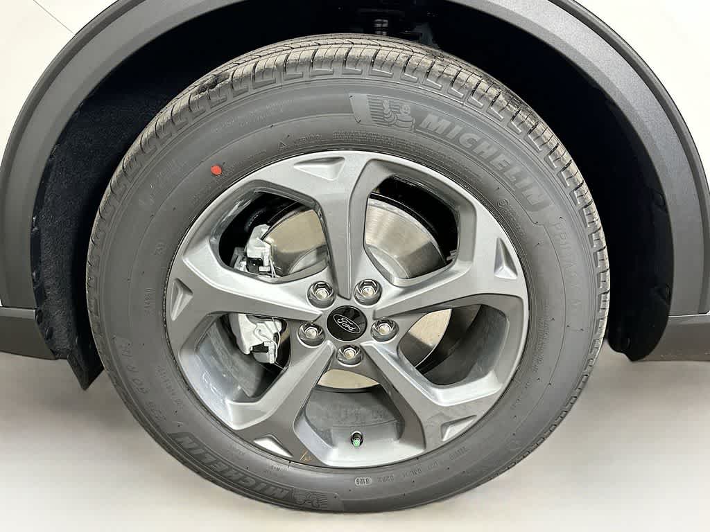 Thumbnail: 2026 Ford Escape - 8