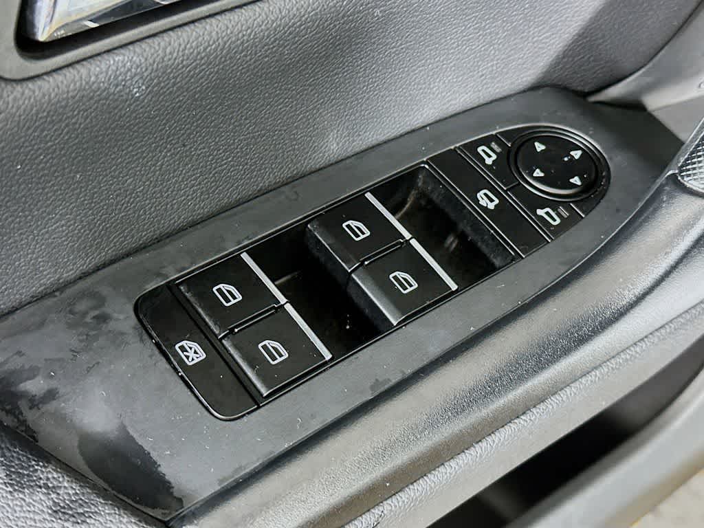 Thumbnail: 2025 Mazda CX-50 - 29