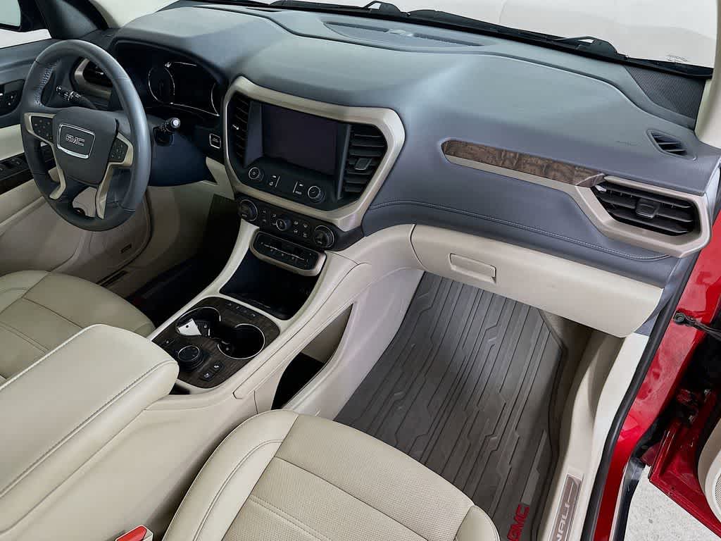 2022 GMC Acadia Denali 34