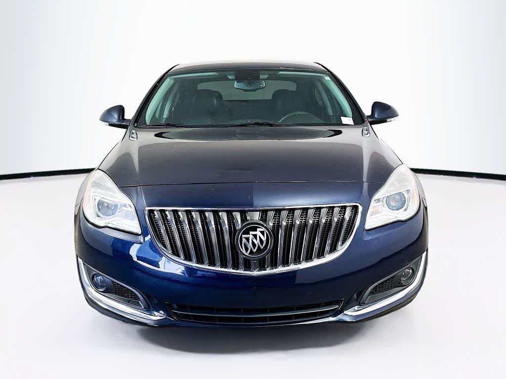 Thumbnail: 2017 Buick Regal - 6