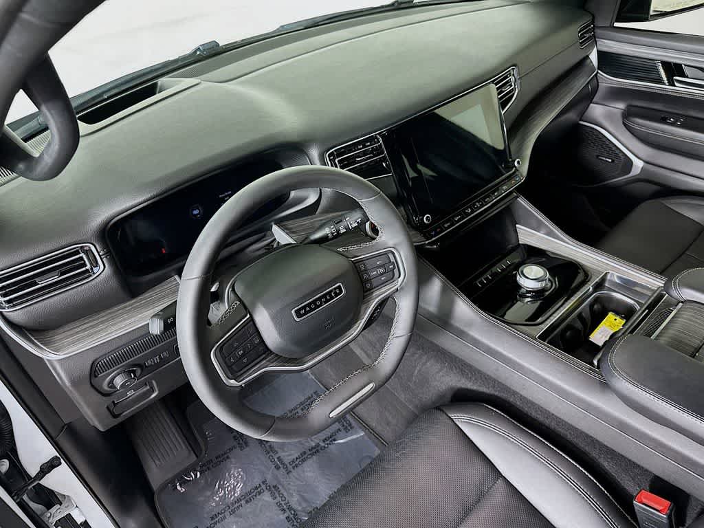 Thumbnail: 2023 Jeep Wagoneer - 2