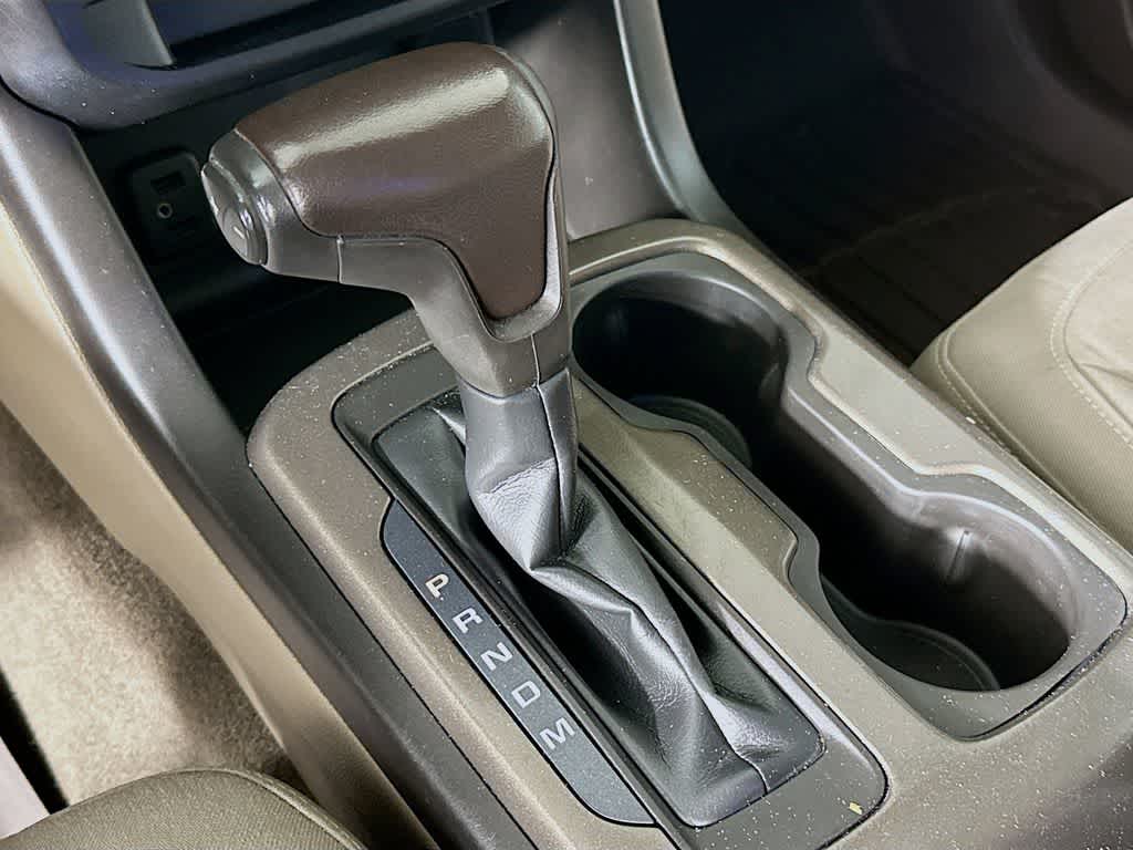 Thumbnail: 2016 GMC Canyon - 18