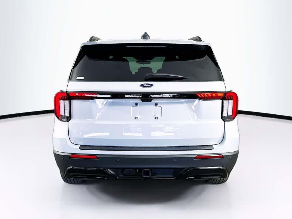 Thumbnail: 2026 Ford Explorer - 5
