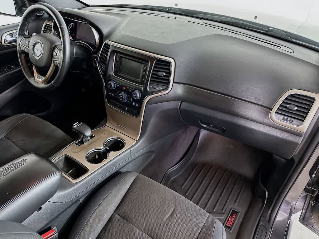 Thumbnail: 2015 Jeep Grand Cherokee - 31