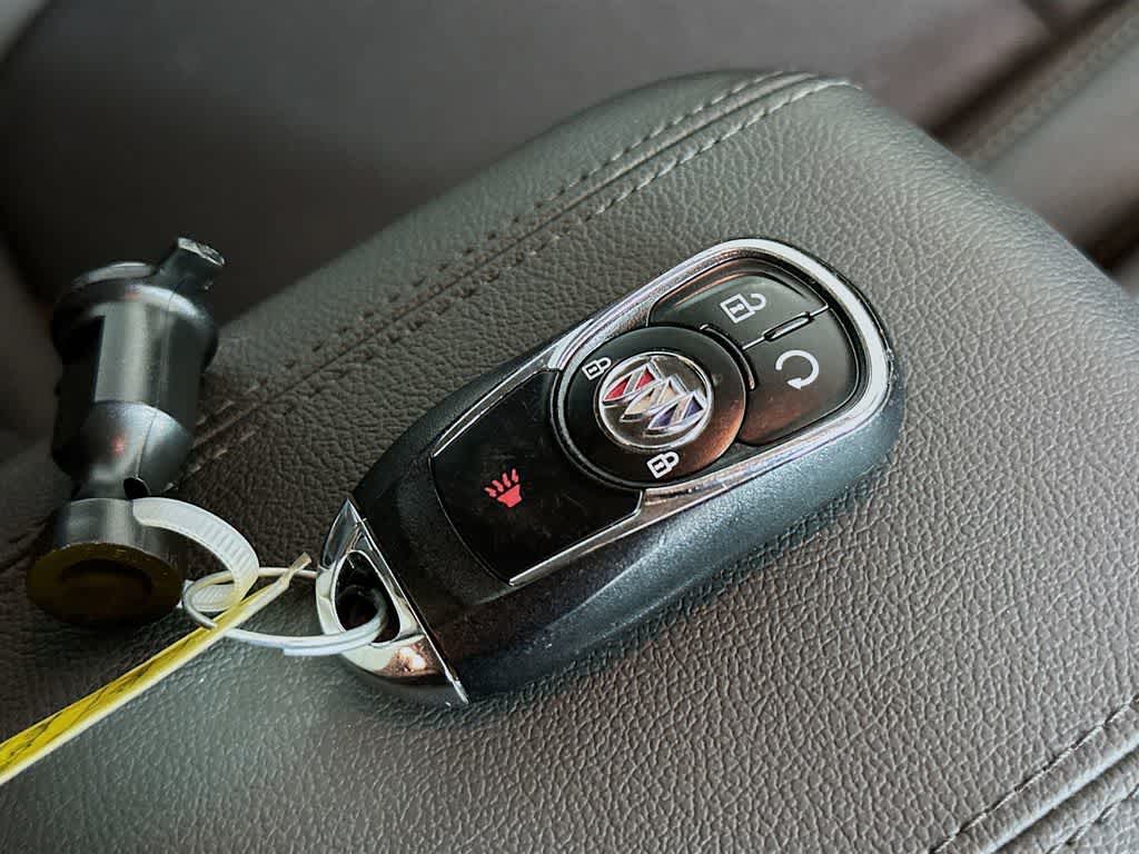 Thumbnail: 2023 Buick Encore GX - 21