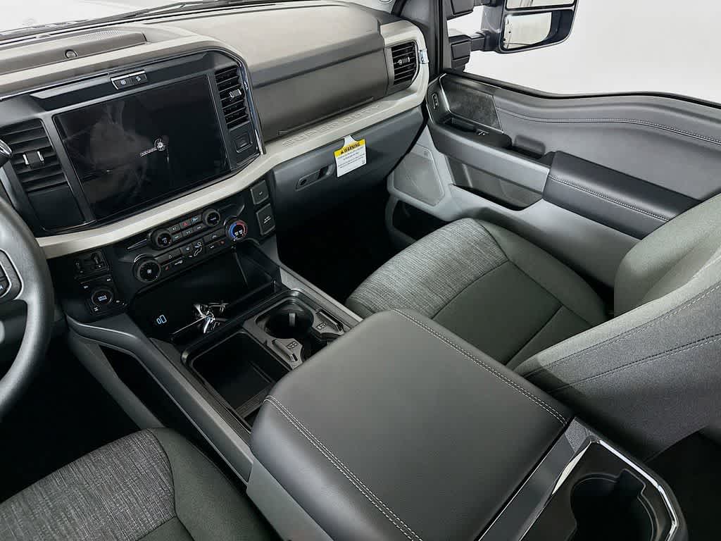 Thumbnail: 2026 Ford F-250 - 11